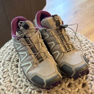 Salomon Women's Speedcross Trail running Shoes - Gray, purple and teal